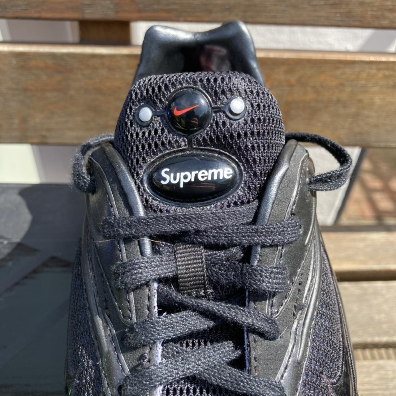 supreme x nike zoom streak