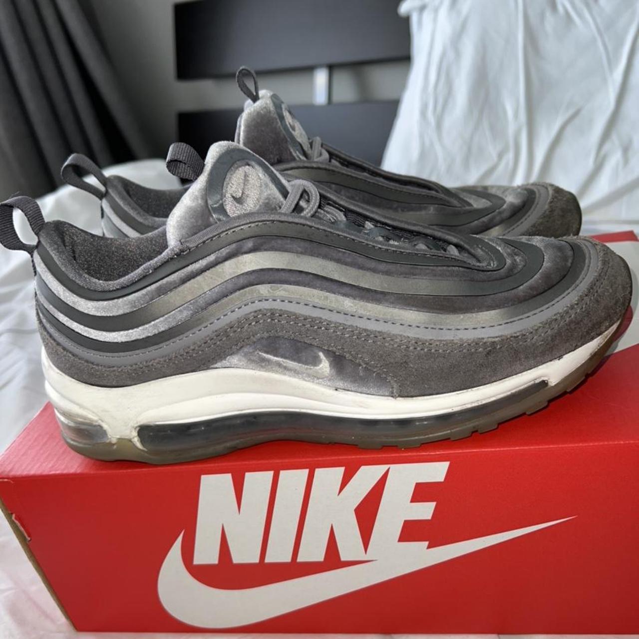 Air Max 97s ultra 17 velvet trainers in size 5