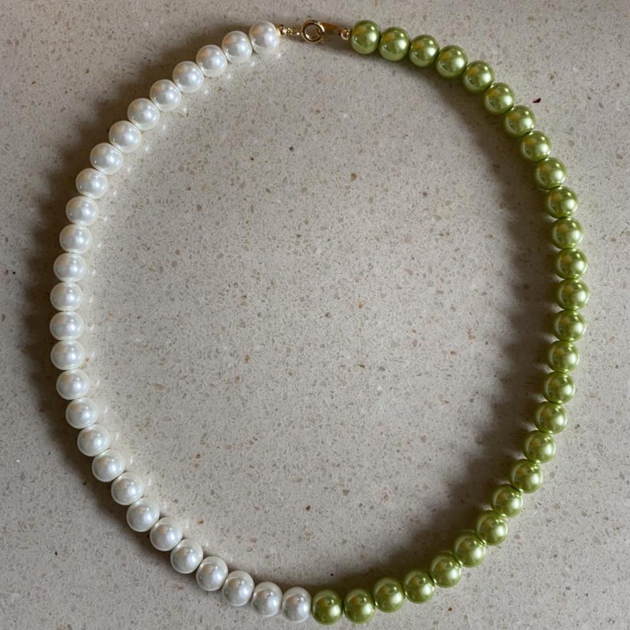 Women's White and Green Jewellery (4)