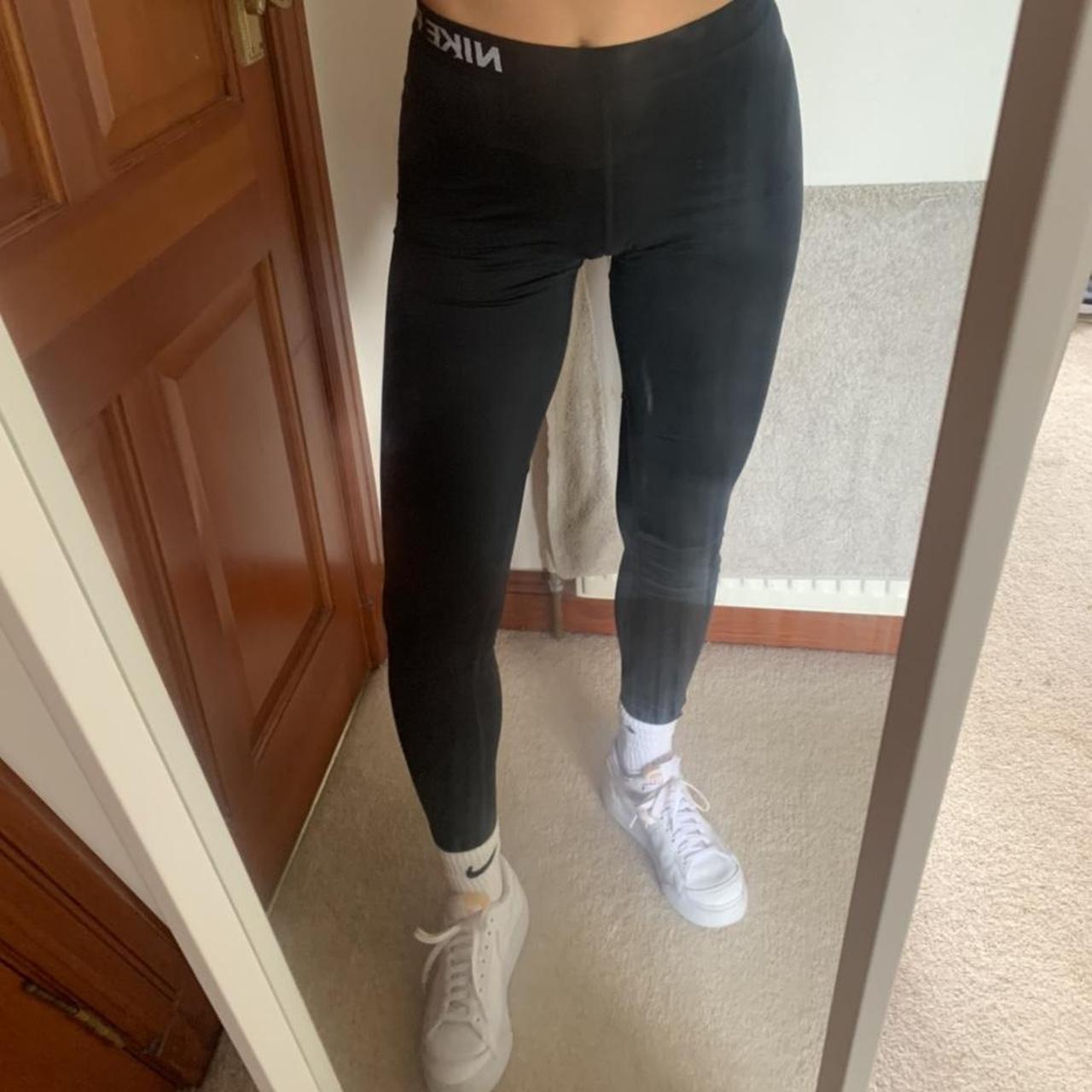 womens black nike leggins