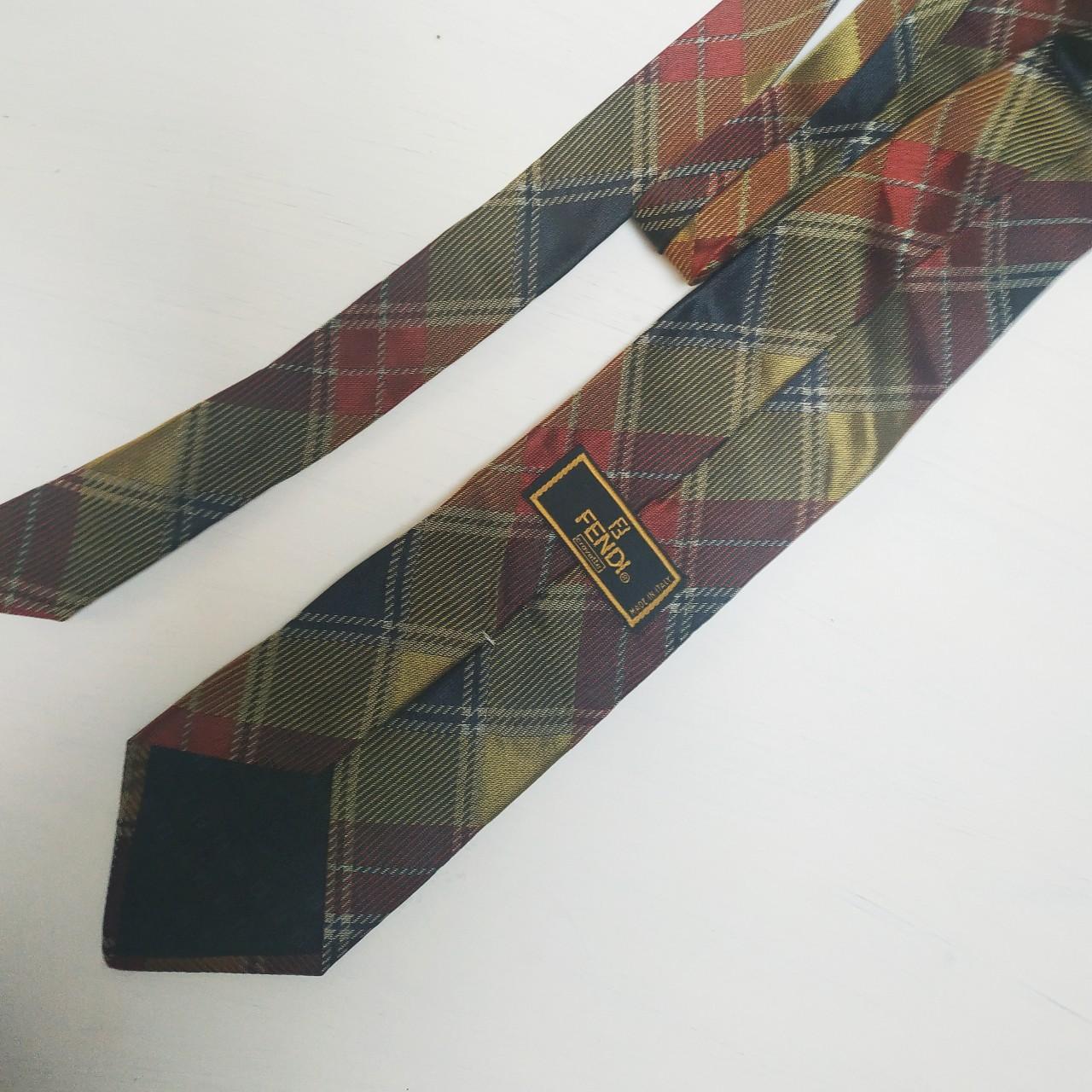 Cravatta Fendi Vintage, linea Fendi Cravatte in pura... - Depop