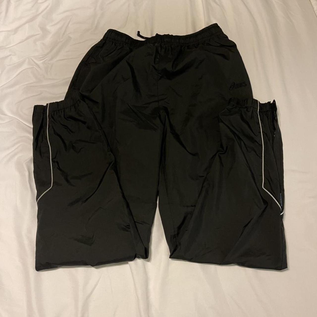 ASICS Men's Black and Grey Joggers-tracksuits | Depop