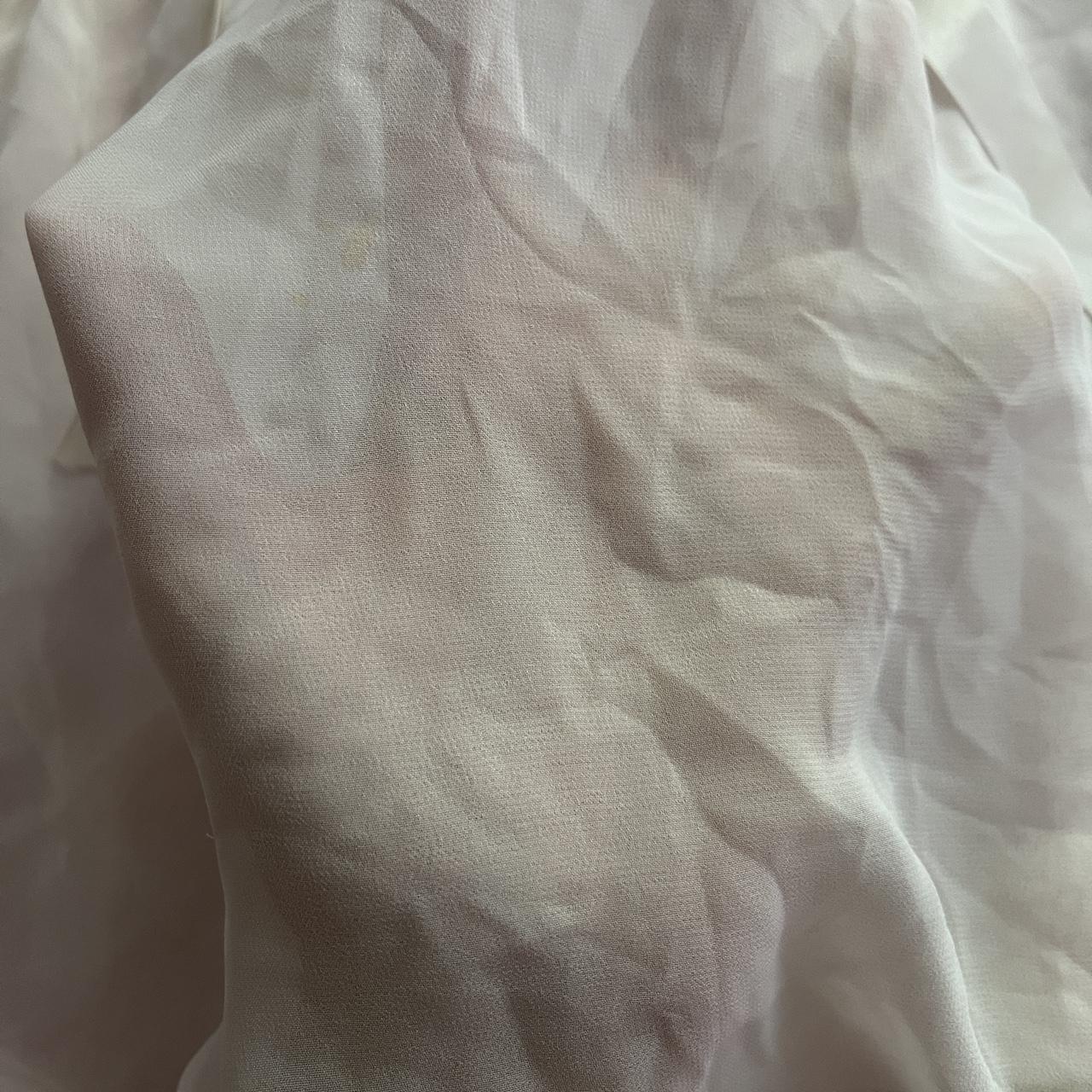 Linea Donatella Women's White and Gold Vest (3)