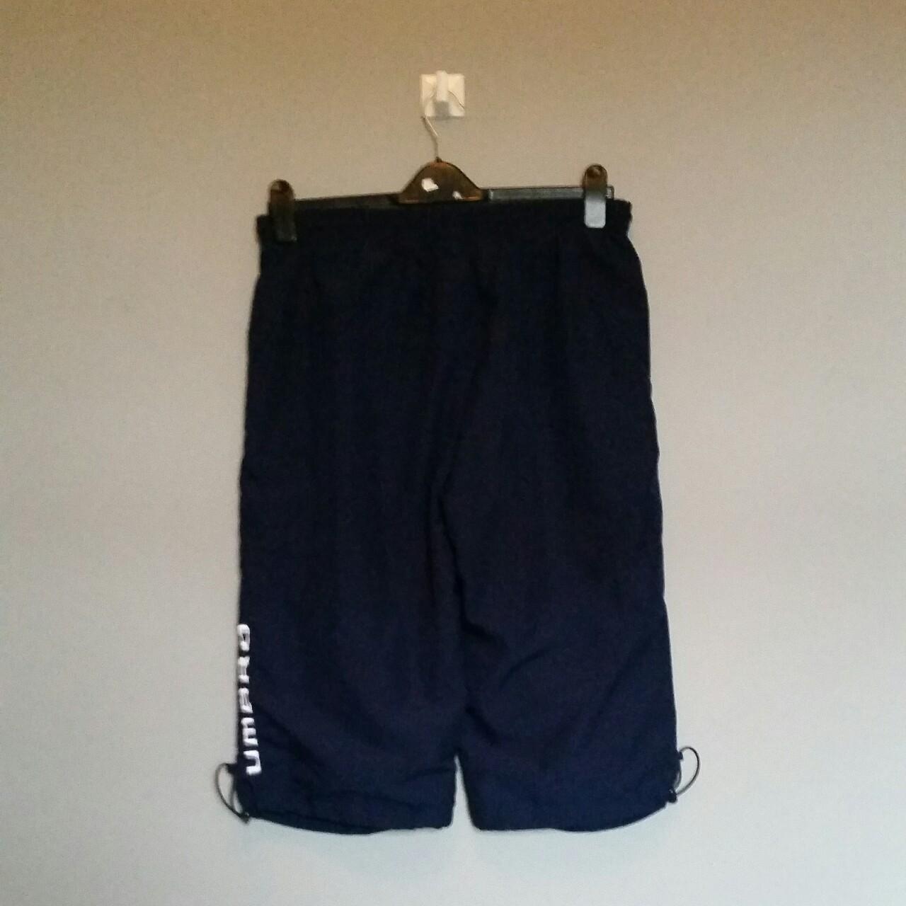 Umbro three store quarter shorts