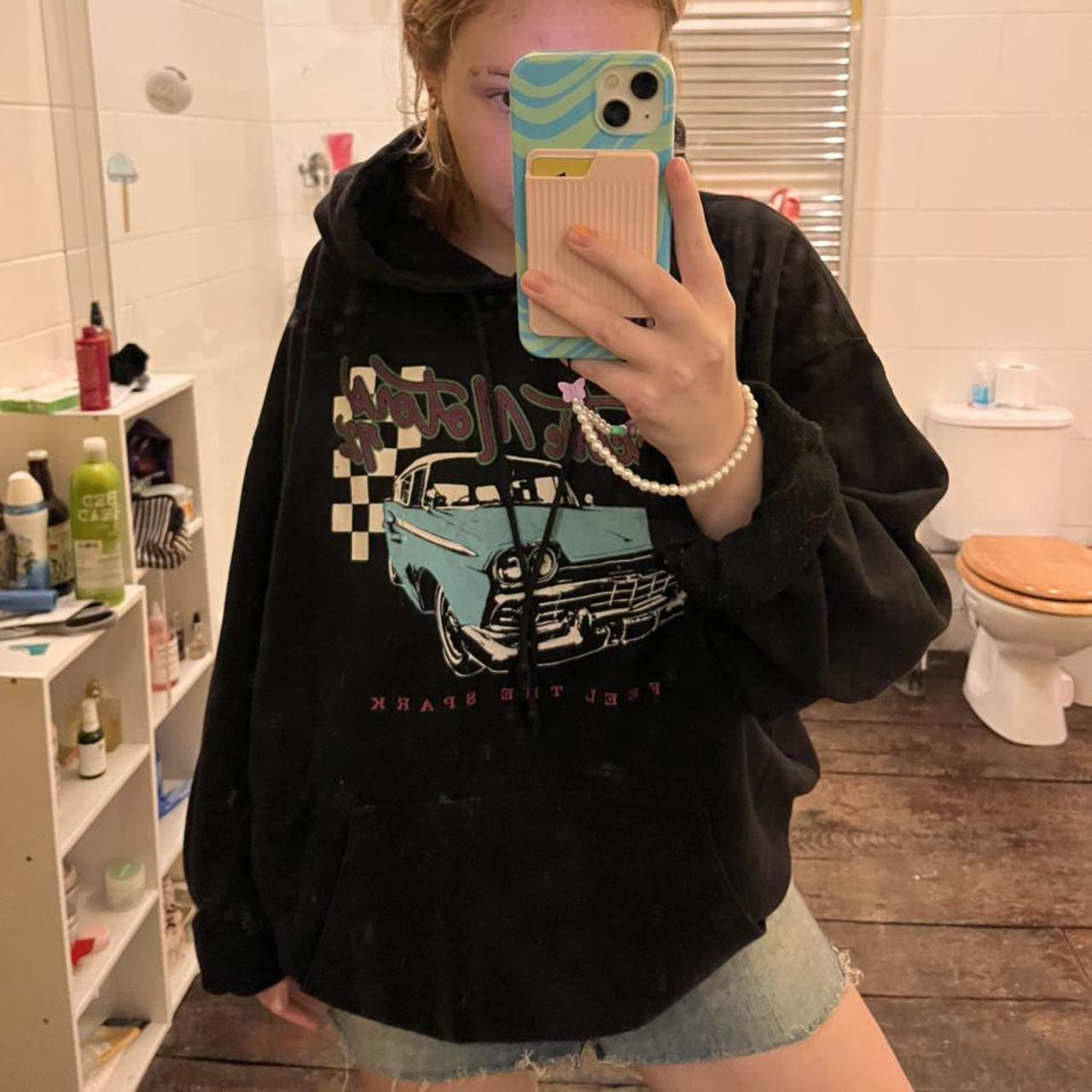 oversized brandy melville hoodie, very comfy, goes - Depop