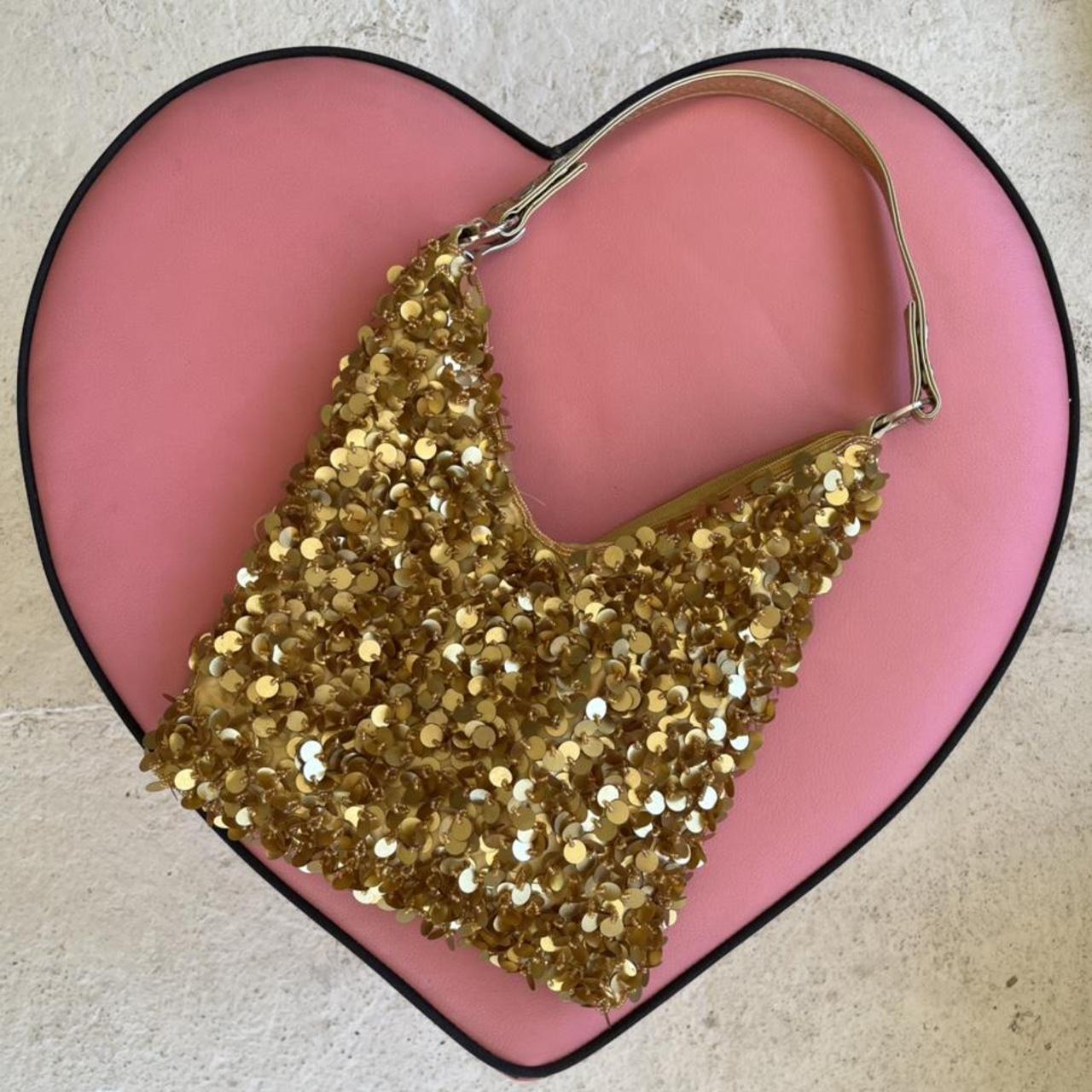 2000s shimmery sequin purse💗🍒sooo adorbs💖 - Depop