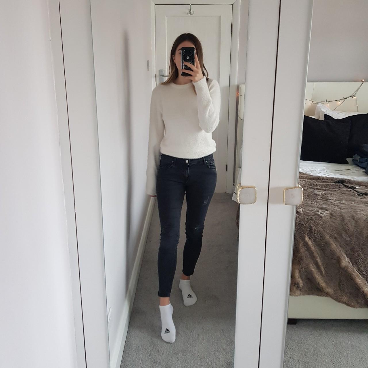 zara size 28 jeans