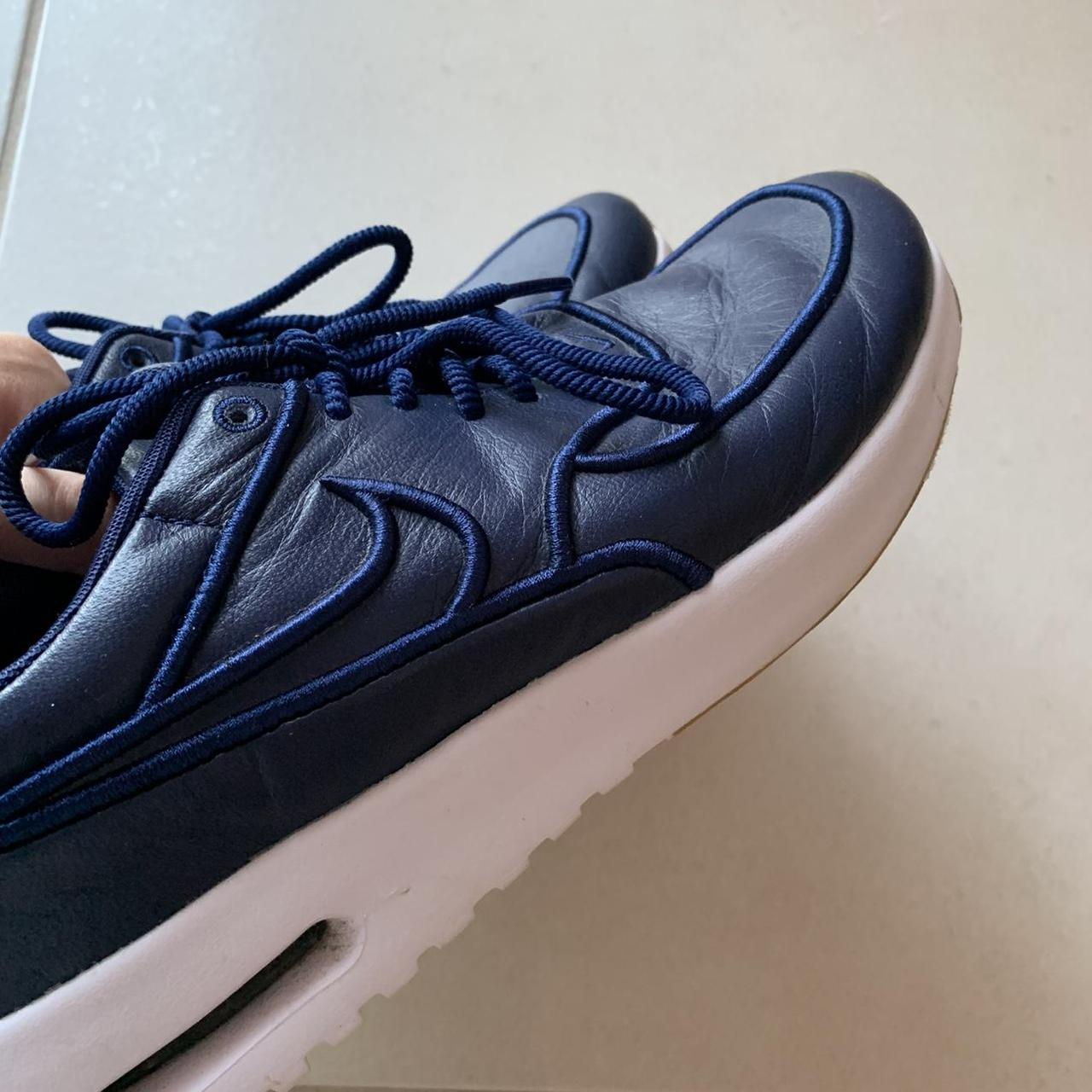 womens air max thea trainer