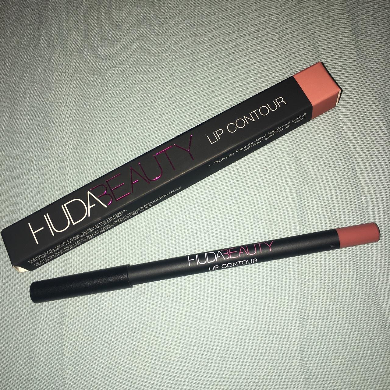 So I bought this Huda beauty lip contour, it arrived&mldr; - Depop