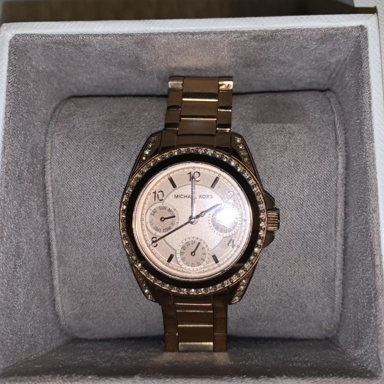 Michael kors pink hot sale diamond watch