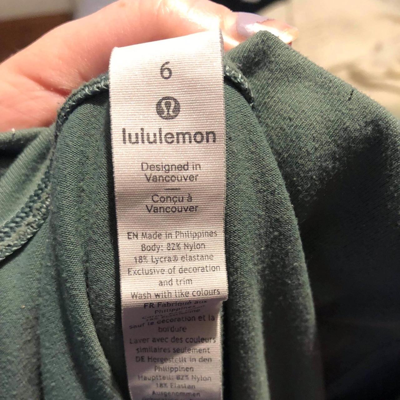 Lululemon khaki green align leggings. Us 6, will fit