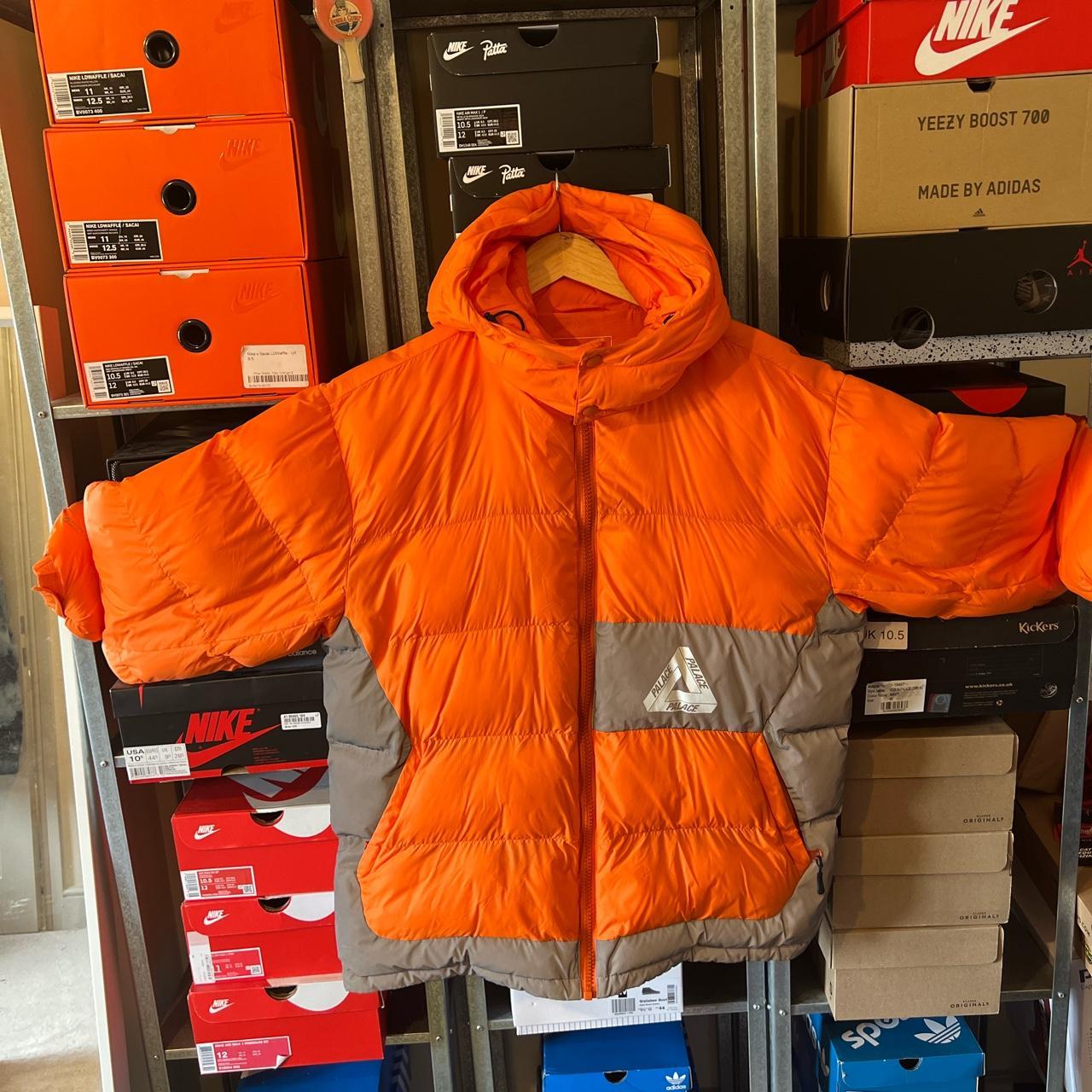 Palace PAL- TEX 3M orange puffa jacket Been worn but... - Depop