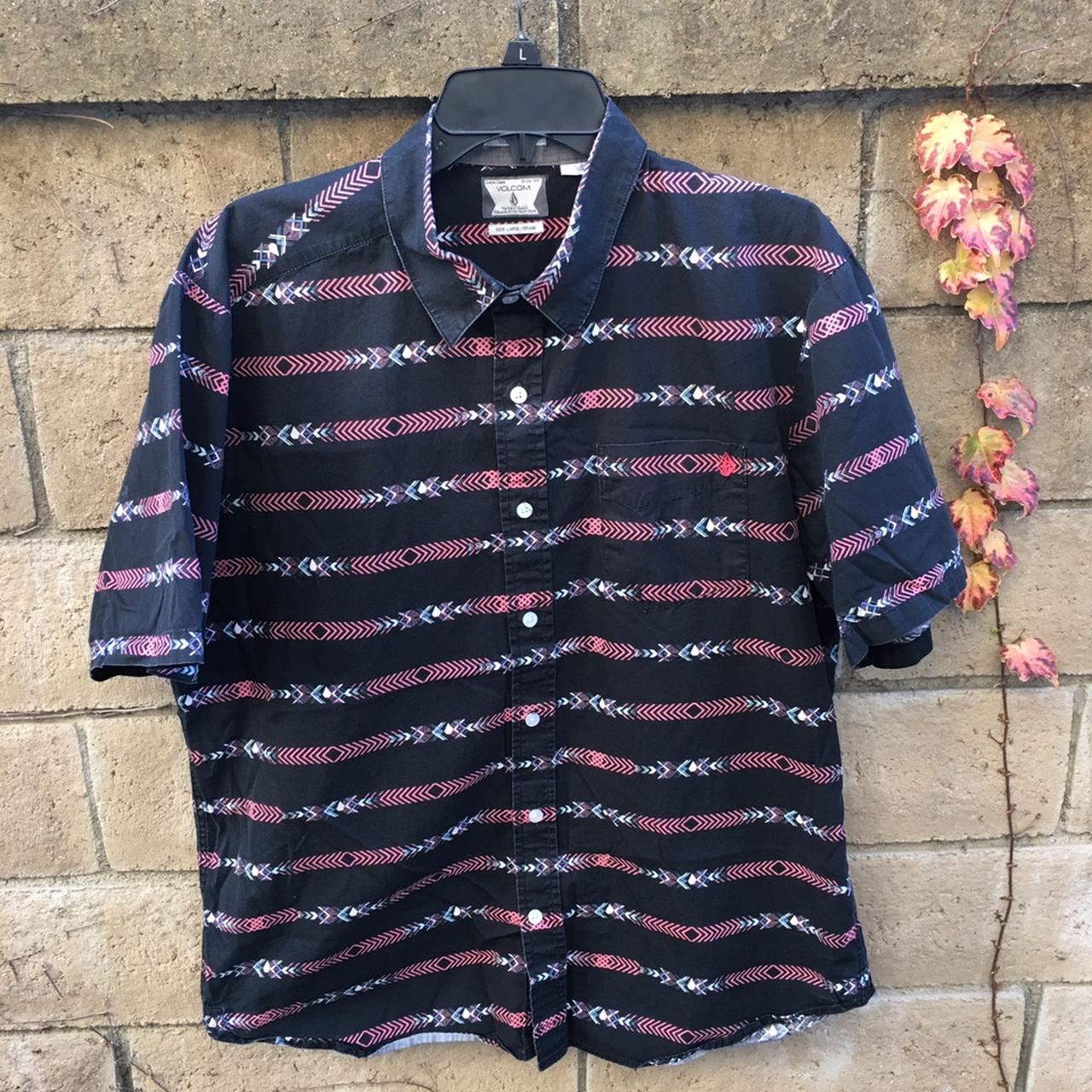 men’s Volcom button up shirt shirt sleeve button up... - Depop