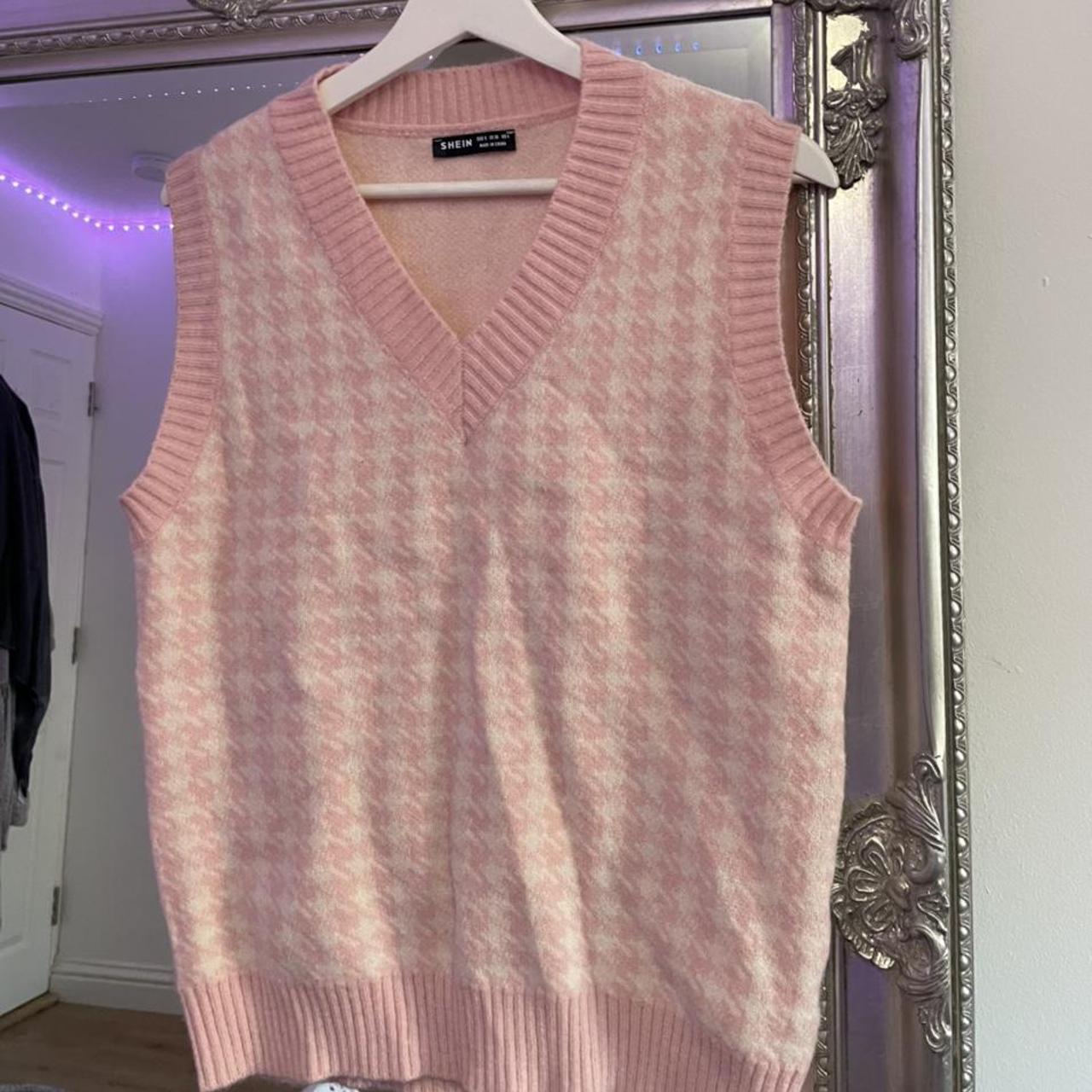 Shein pink dogstooth sweater vest UK S 610 New... Depop