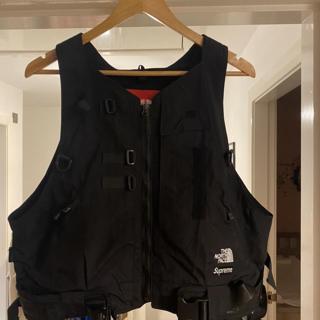 Supreme x TNF The North Face RTG Vest size... - Depop