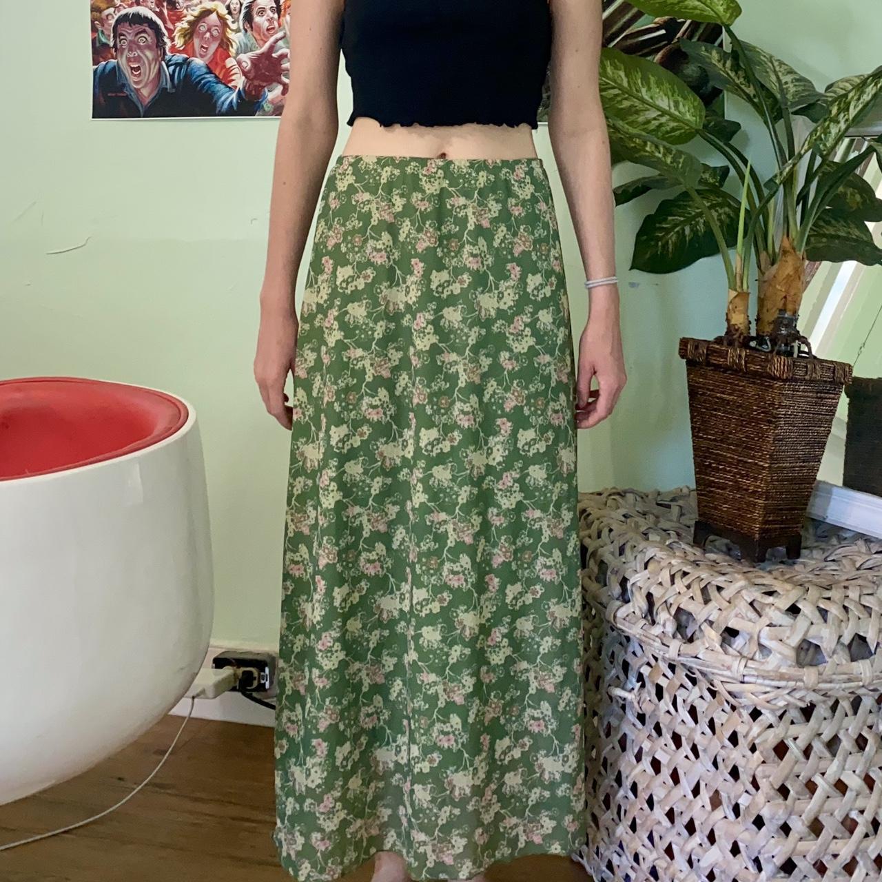 Product Image 3 - green floral maxi skirt
green maxi