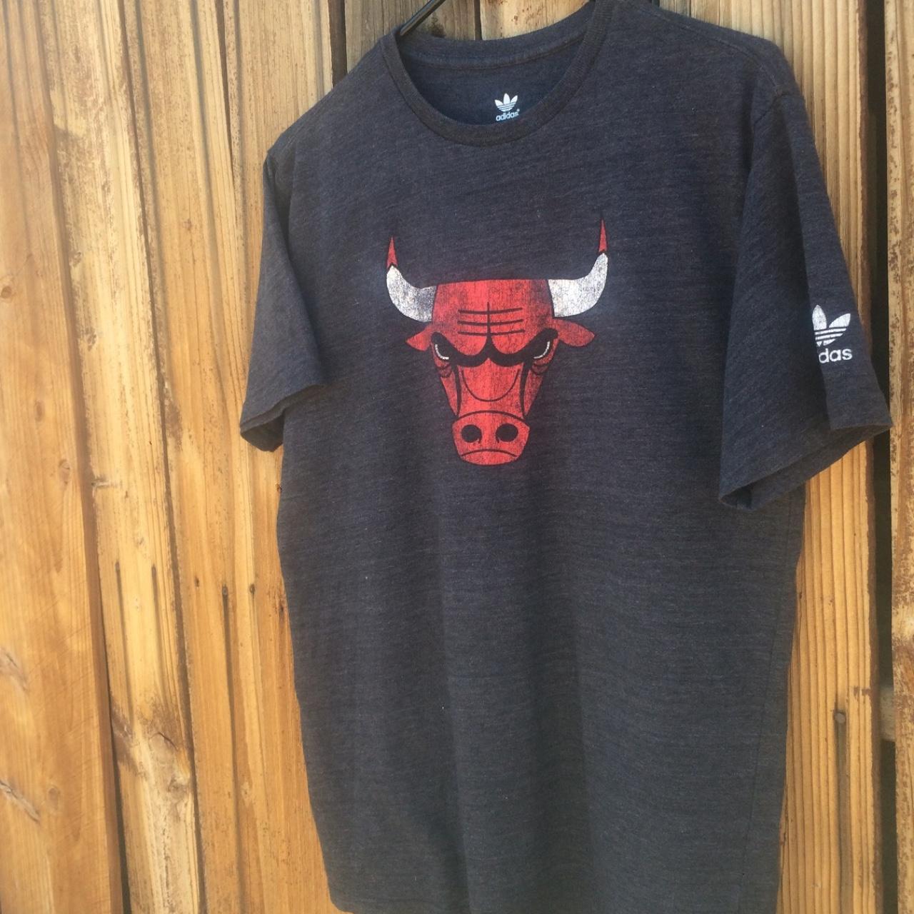 t shirt adidas chicago bulls