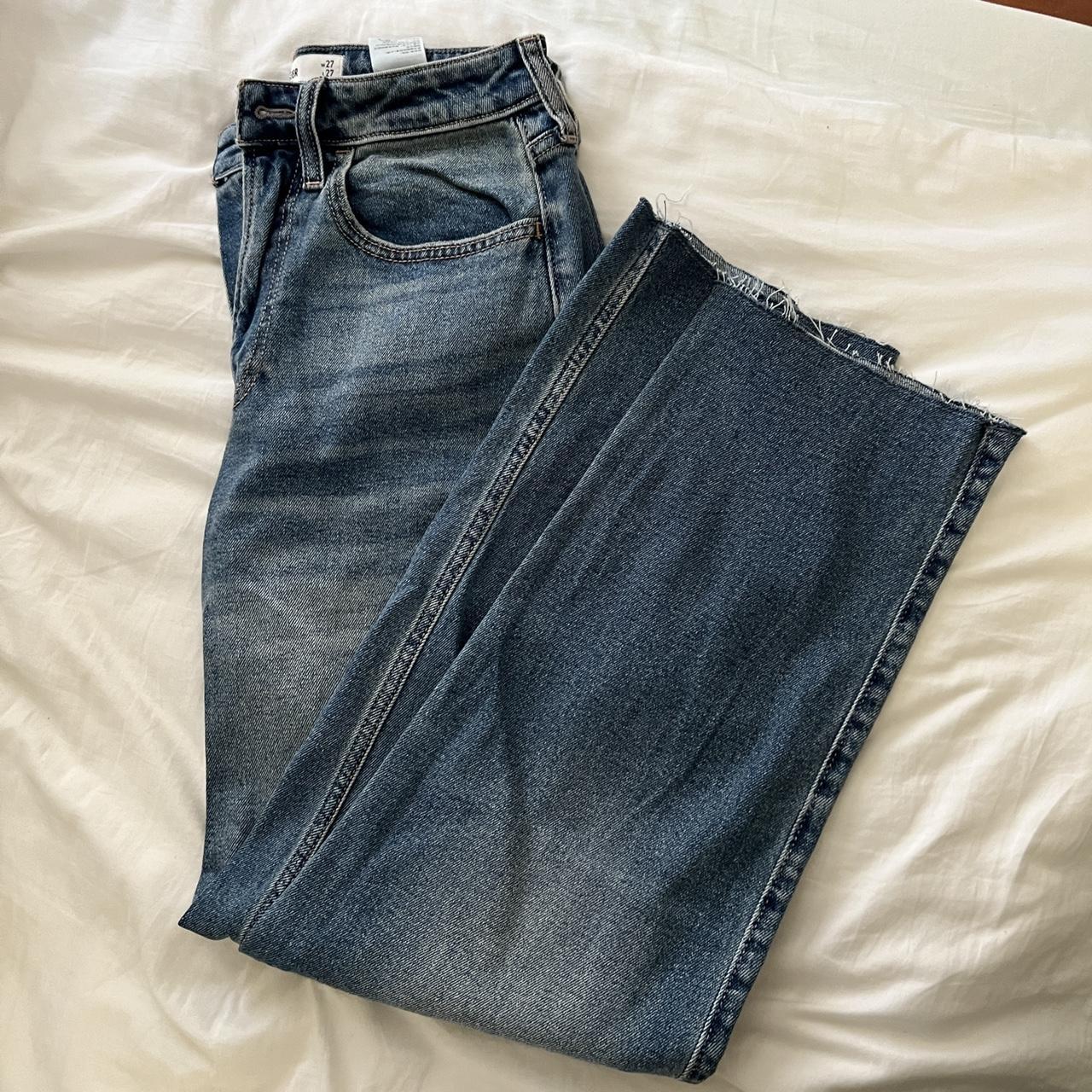 NWT Hollister Curvy Ultra High Rise Vintage Straight... - Depop