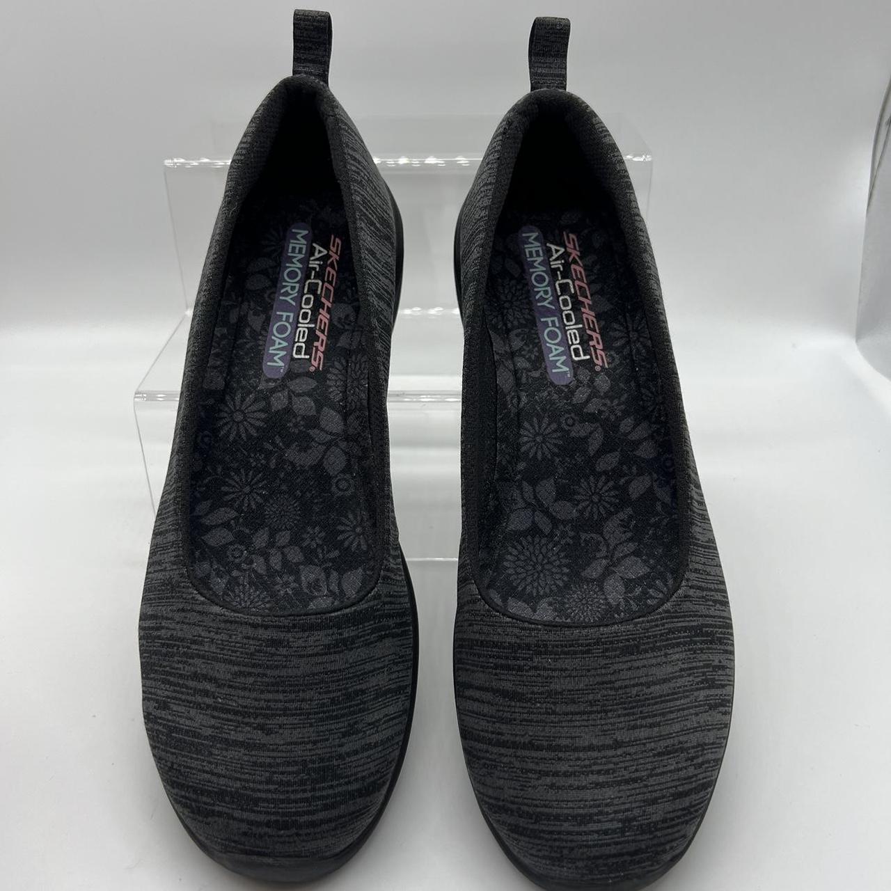 Skechers Women's Grey and Black Ballet-shoes | Depop