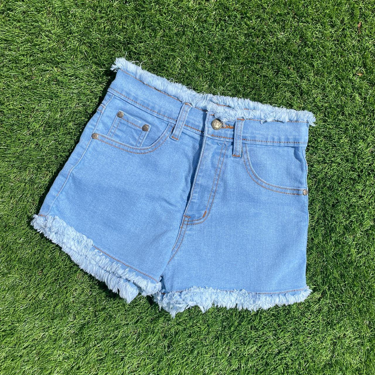 Y2K denim booty shorts • So flattering, fits size... - Depop