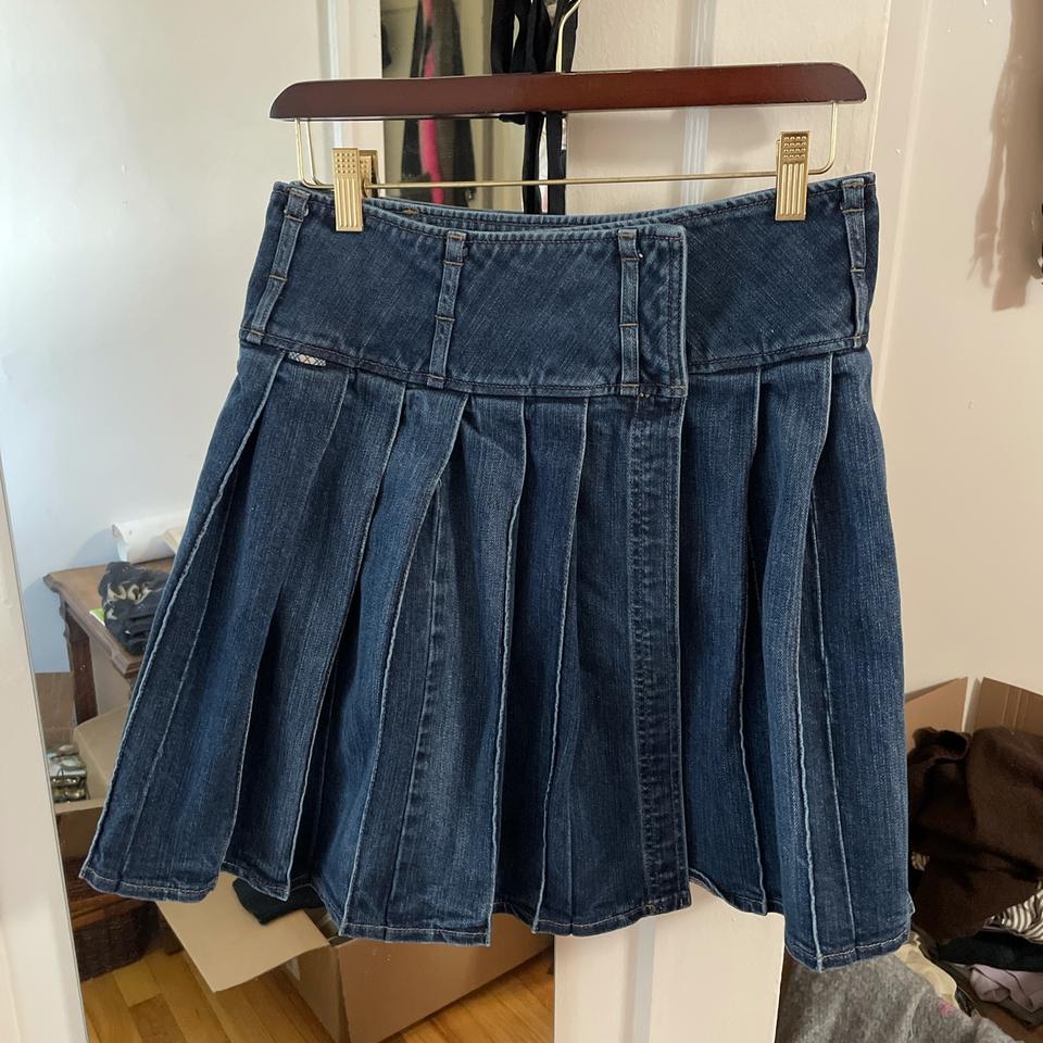 Burberry denim discount skirt