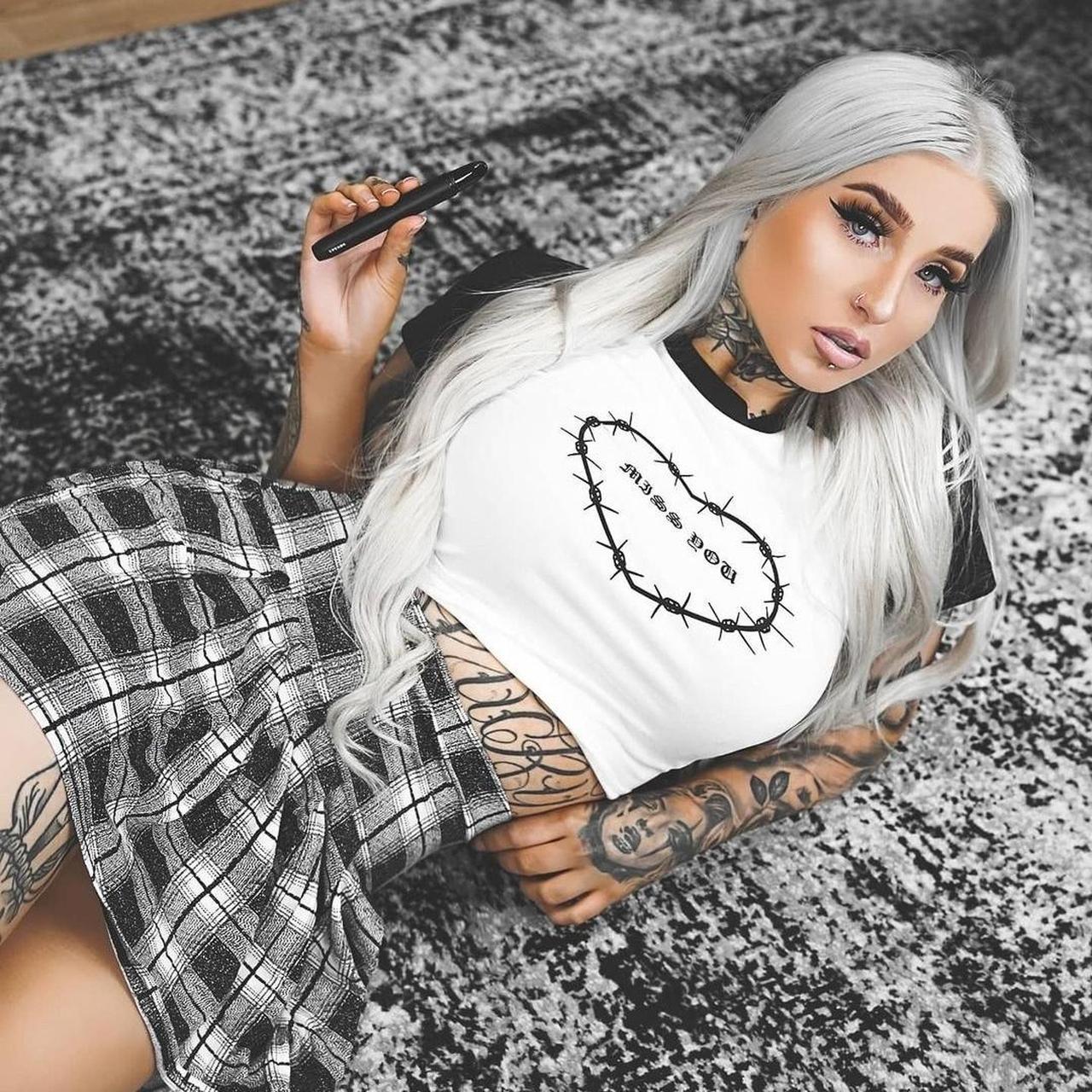 Elysia Alessia's Shop - Depop