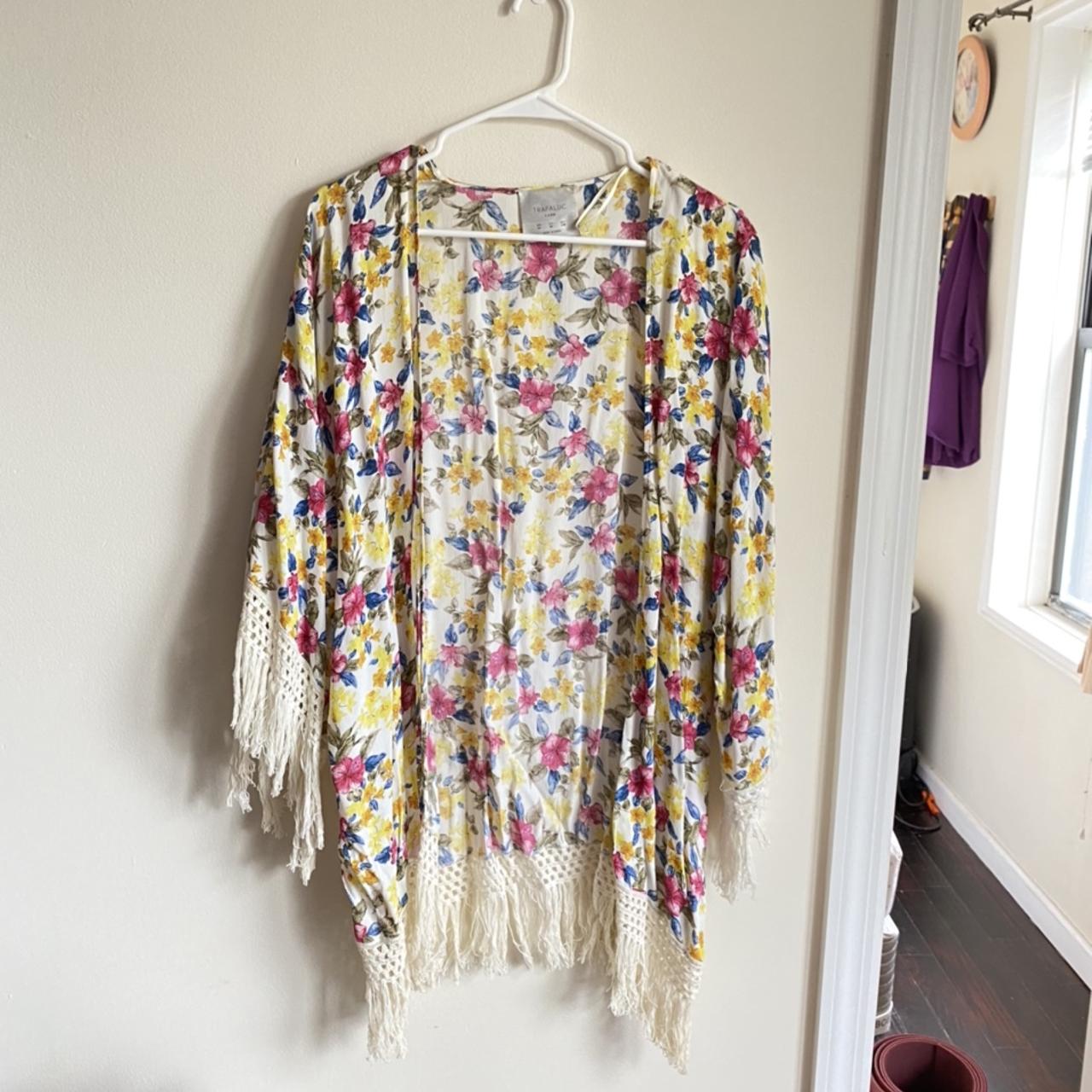 Zara floral crochet kimono/ beach cover up Super... Depop