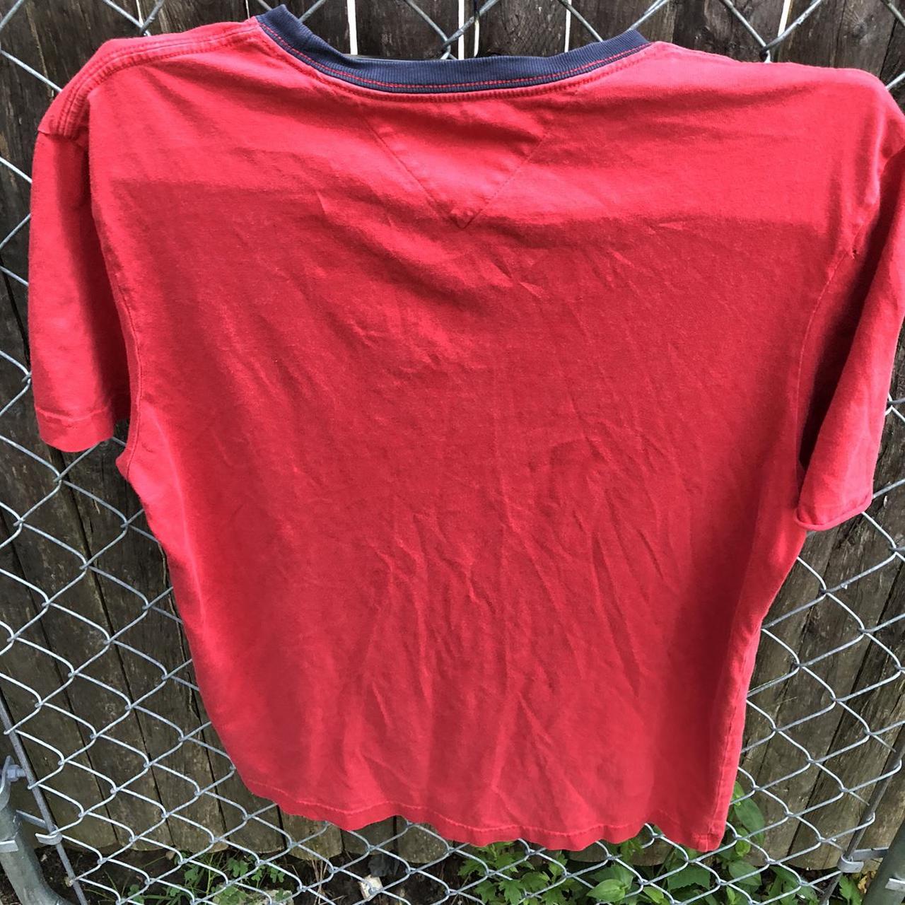 Tommy Hilfiger Men's Red and Navy T-shirt | Depop