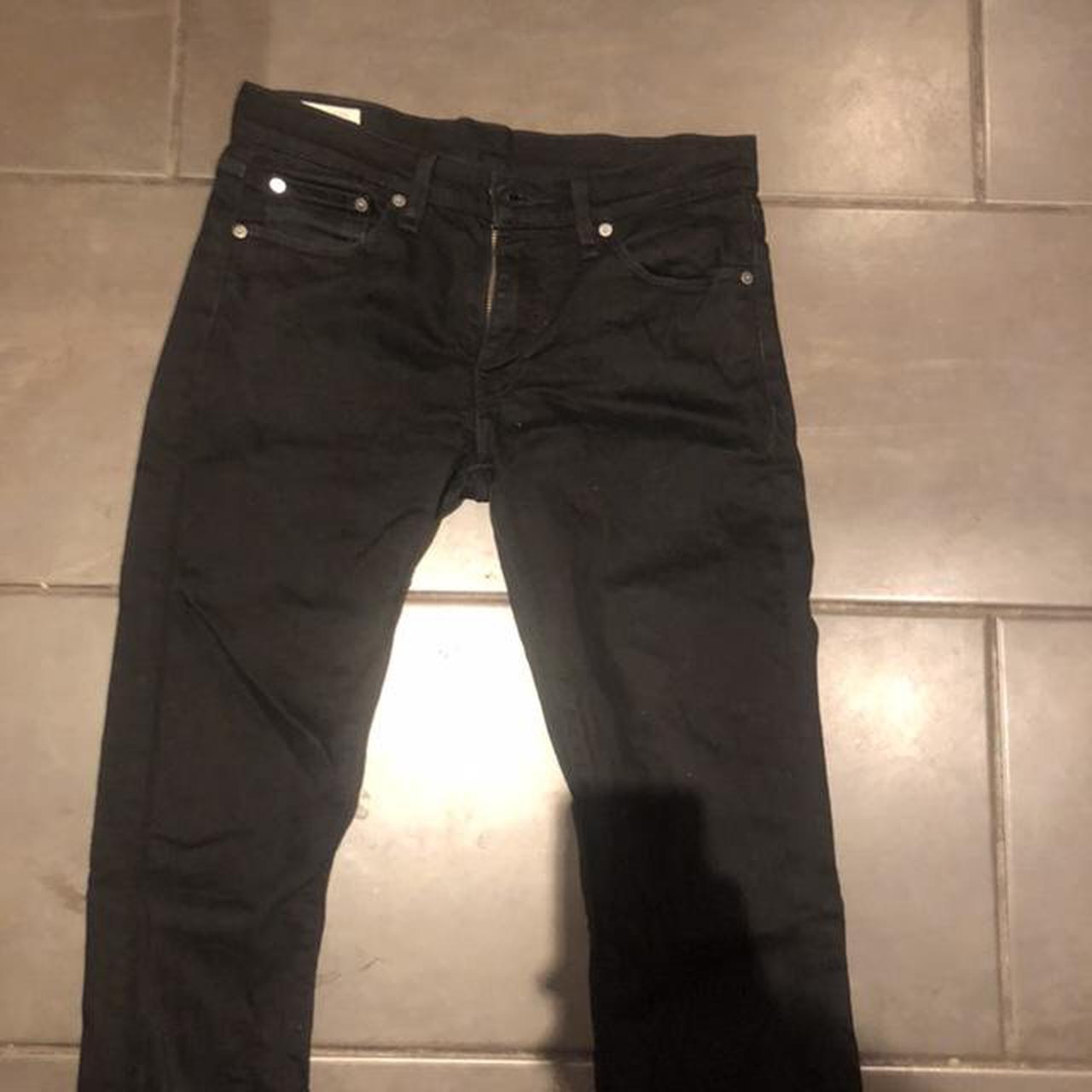 Black Levi’s 511 slim jeans. 30w 32l. Zip is broken... - Depop