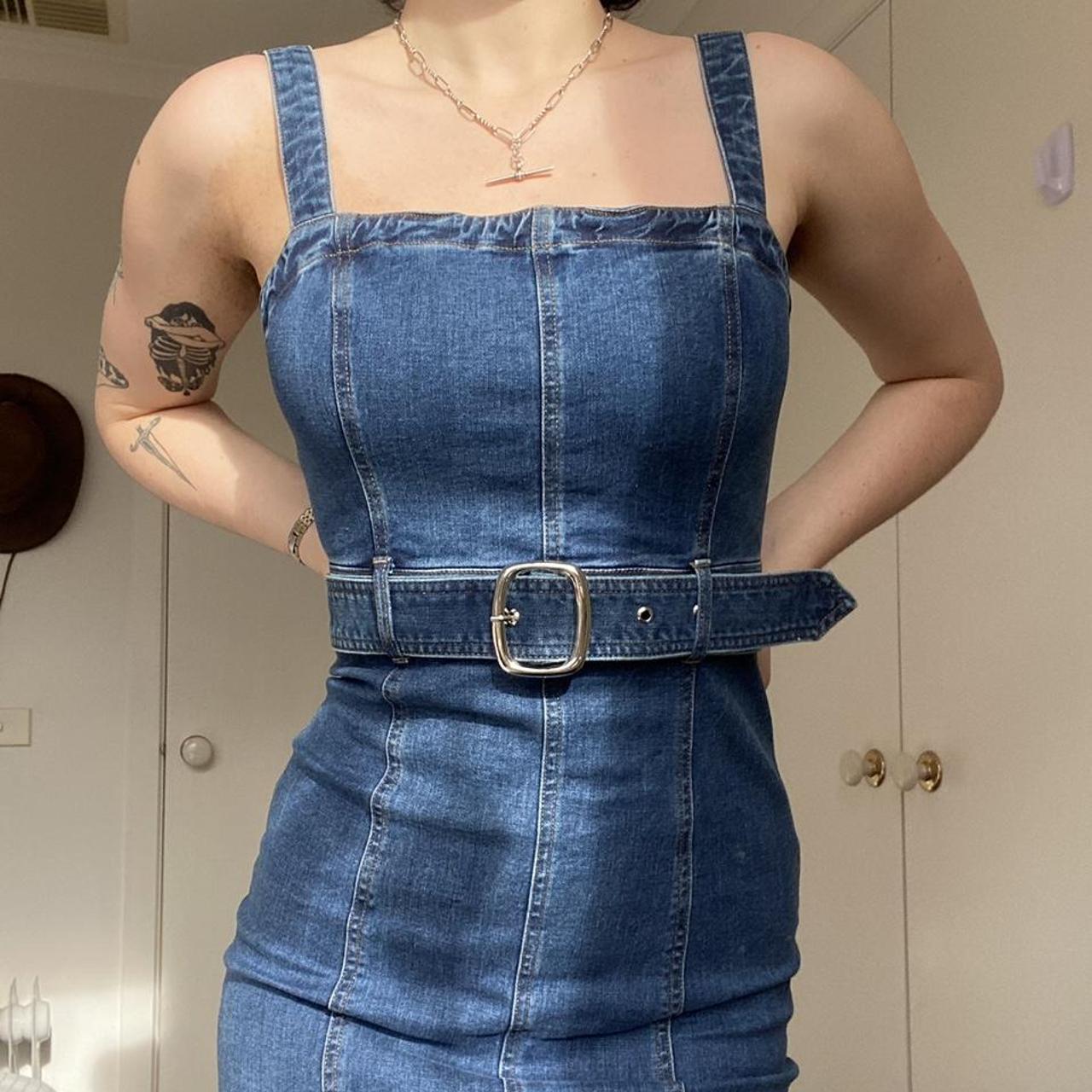 lovely tight knee-length denim dress with