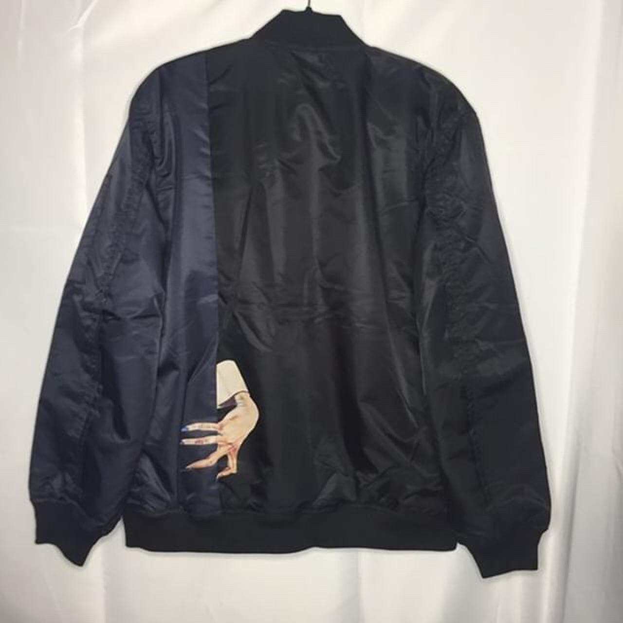 **SOLD** Undercover D-Hand Bomber (FW14), Size 4 -...