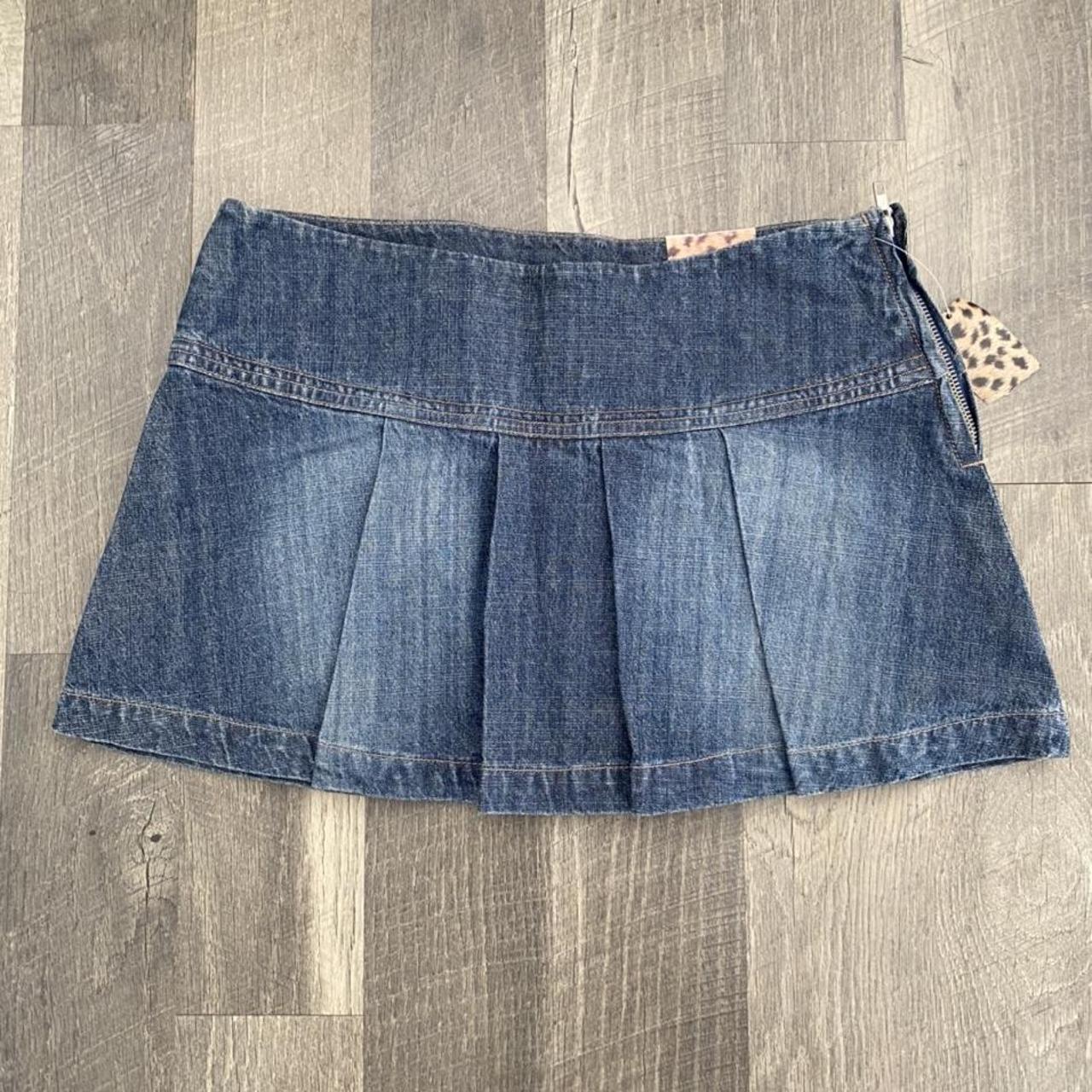 Y2k Pleated Dark Wash Denim Mini Skirt Depop