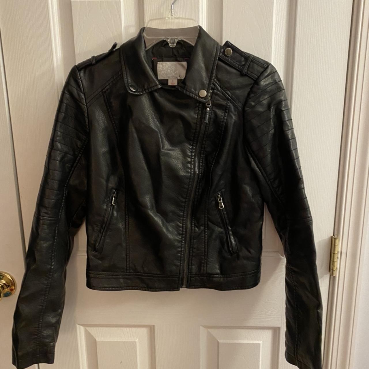 Xhilaration Women's Black Jacket | Depop