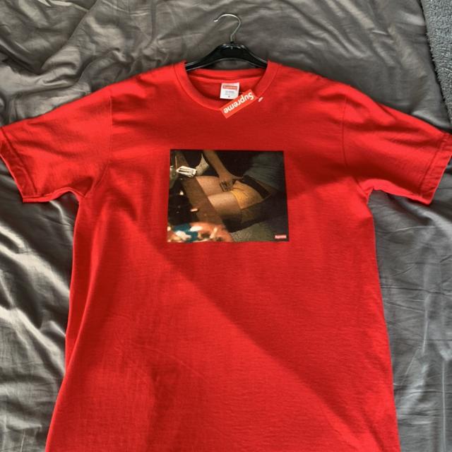 Supreme kids hand store tee