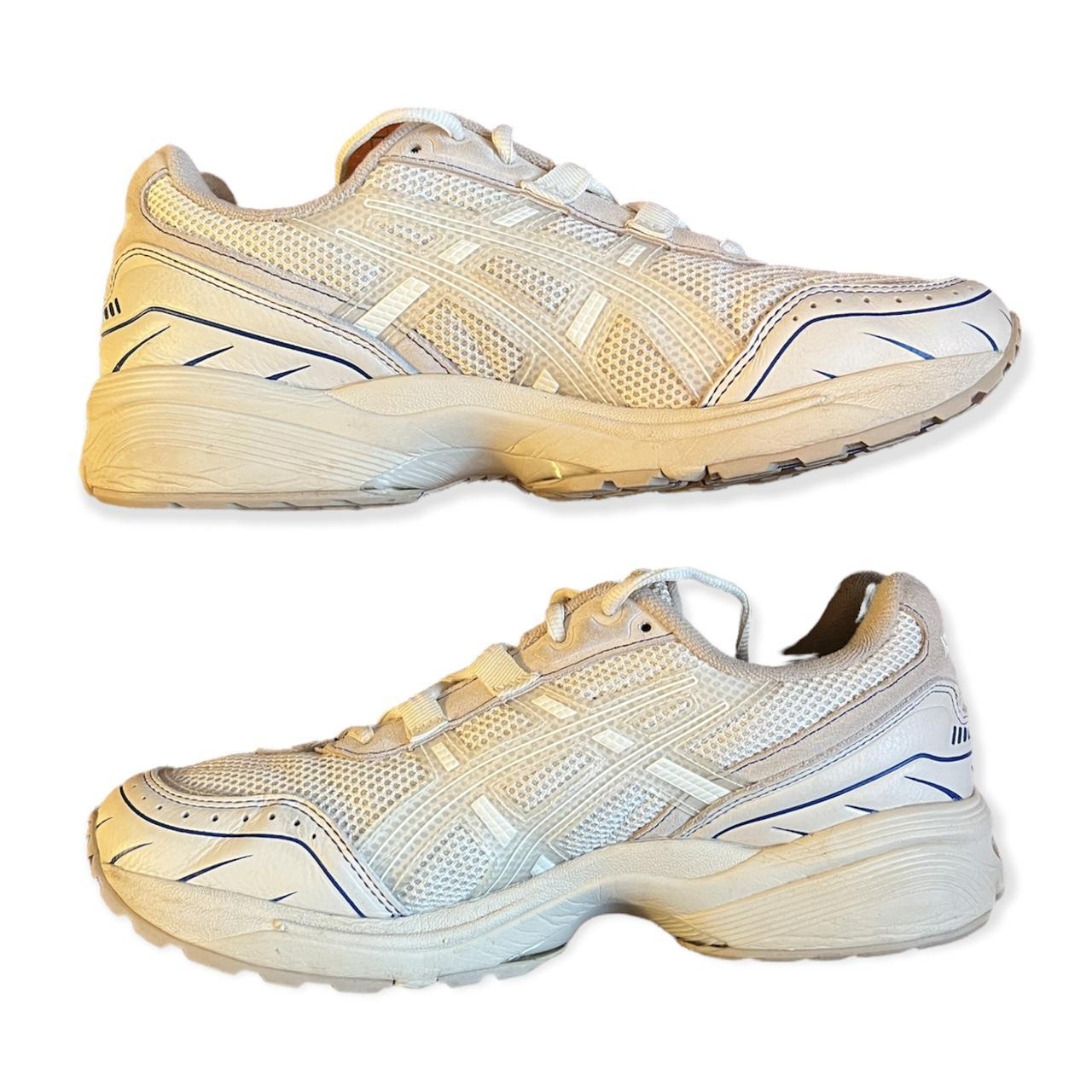 asics above the clouds