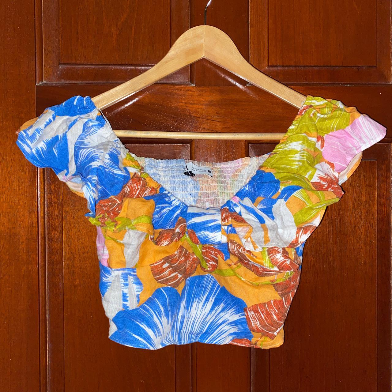 Zara floral print crop top Depop