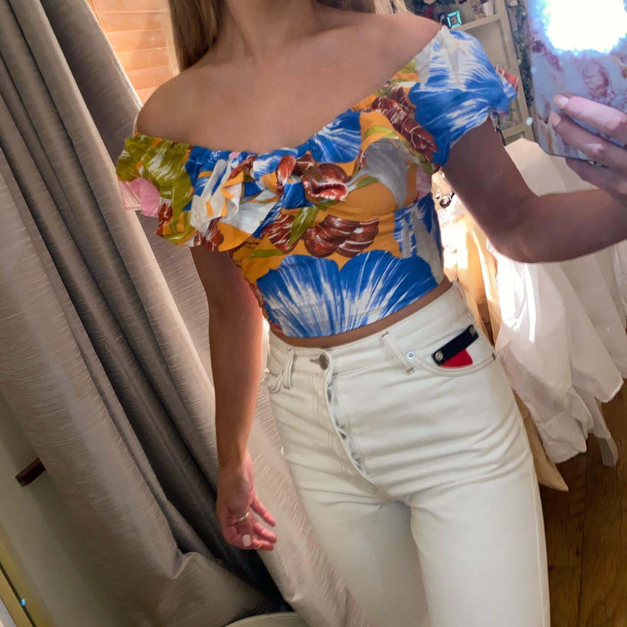 Zara floral print crop top Depop