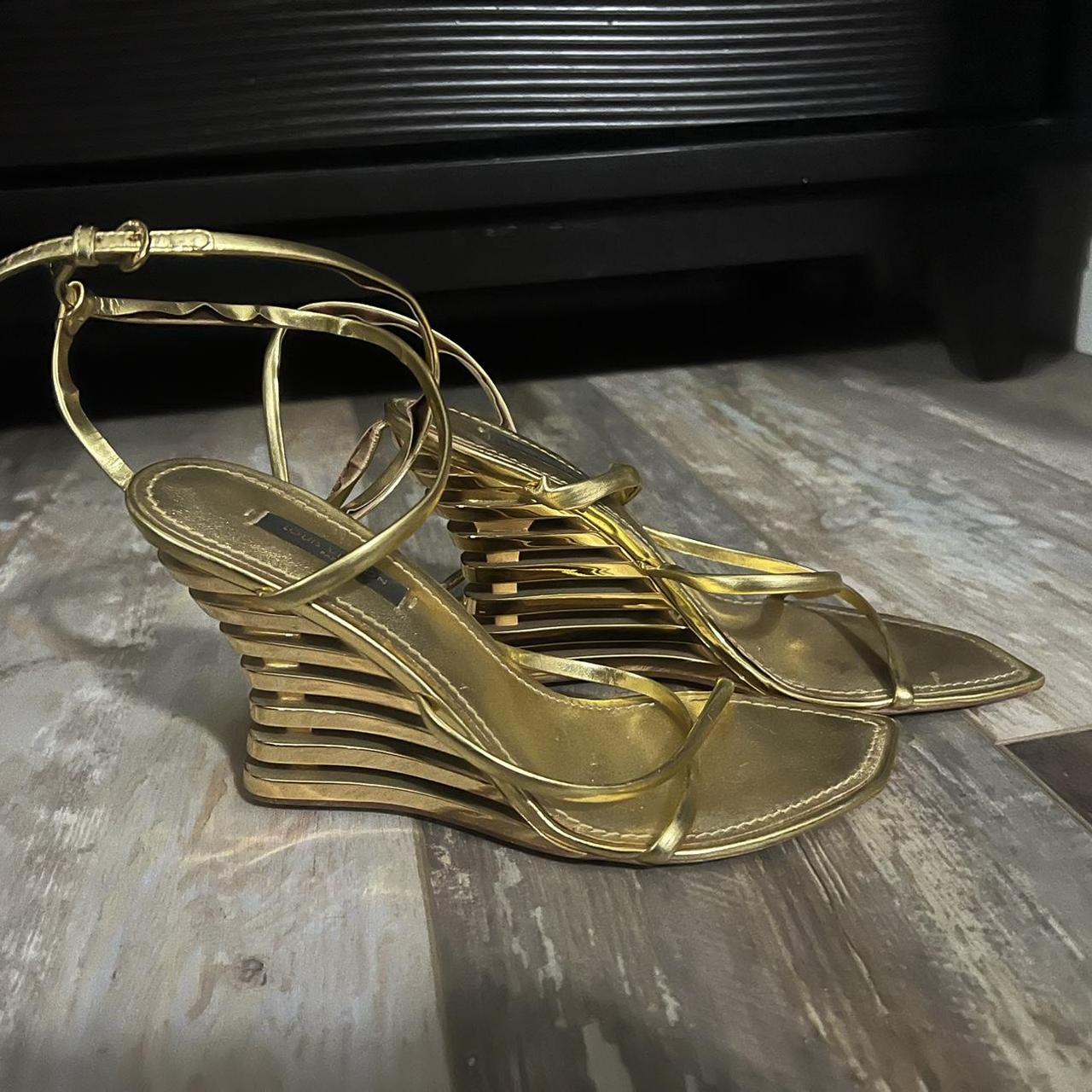 Louis Vuitton Brown & Gold Leather Andalucia Vintage T-Strap Wedge Heel  Sandals Multiple colors ref.830539 - Joli Closet