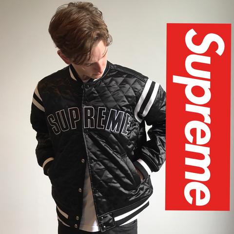 Supreme 17SS QUILTEDSATIN VARSITY JACKET-