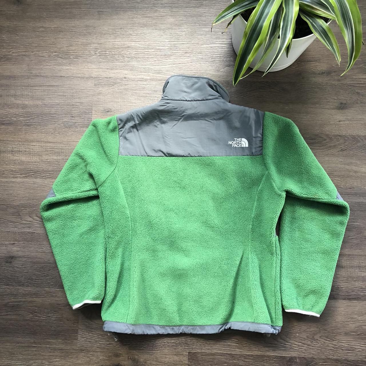 The North Face Women's Grey and Green Jacket (2)