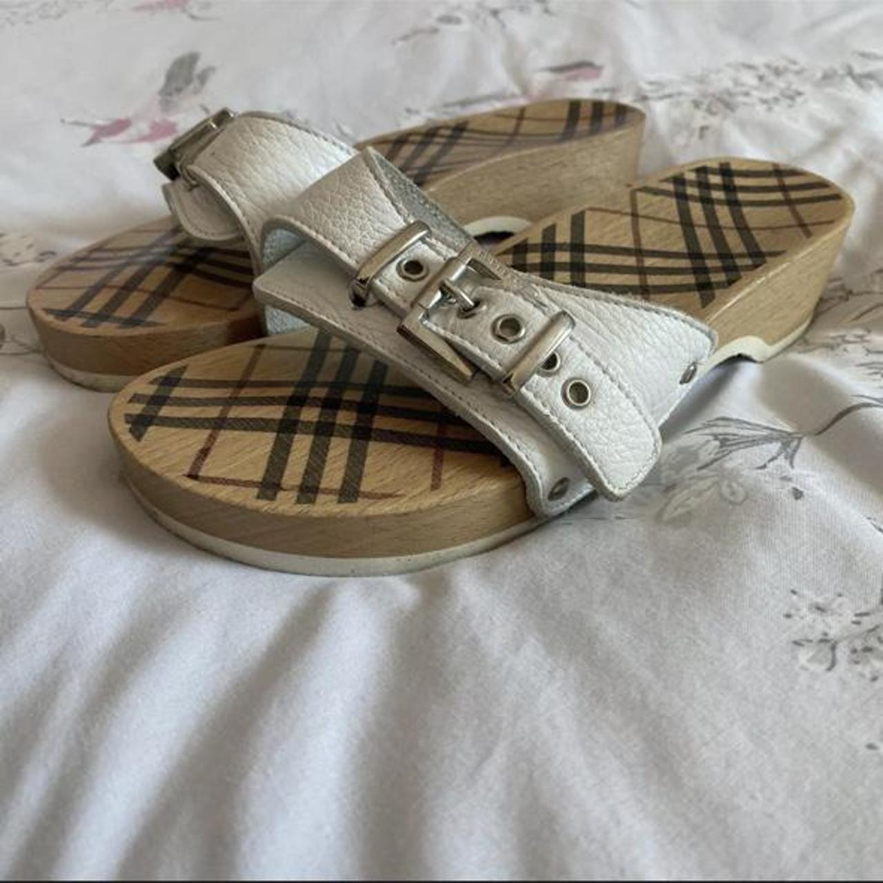 Burberry wooden sale clogs