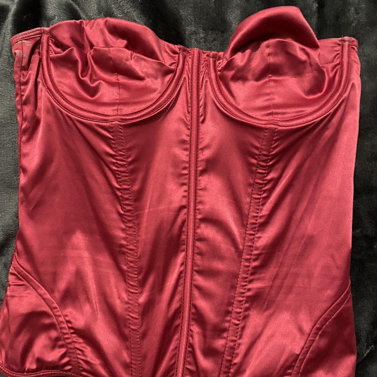 Corset boned top Too big Depop