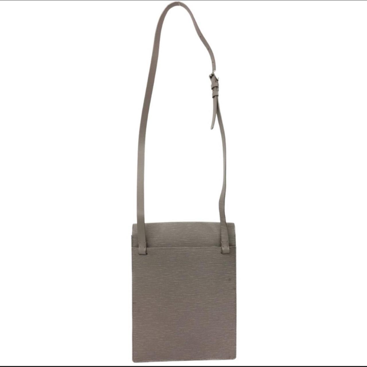 LOUIS VUITTON “Biarritz” Epi Leather Fold Over Top Lilac Shoulder Bag  Crossbody