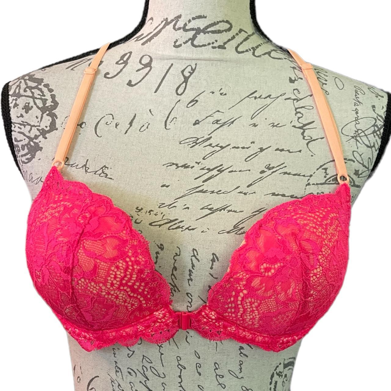 Victoria's Secret Women's Bra Depop