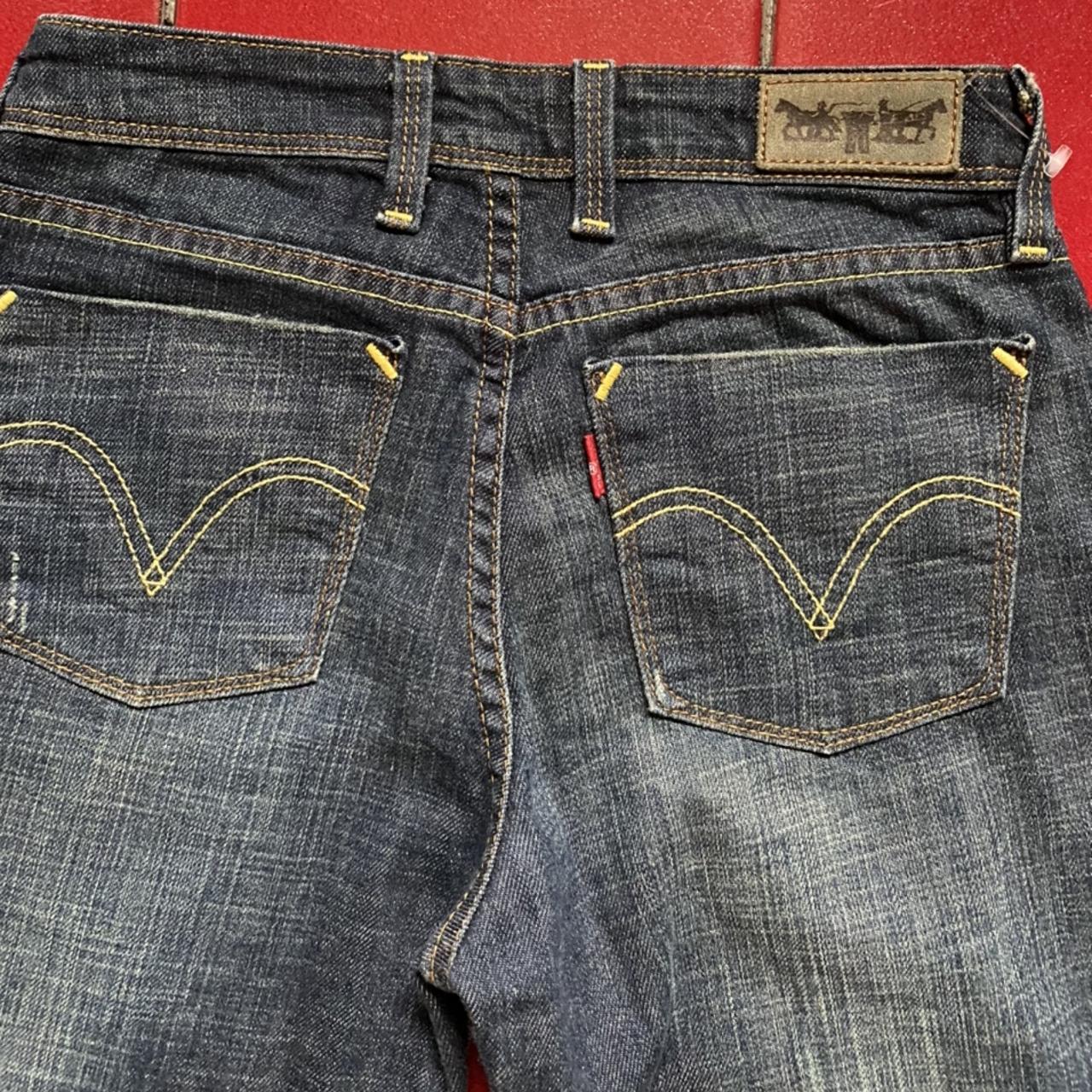 *NEED GONE ASAP* Levi’s 627 Straight Fit Jeans ... - Depop