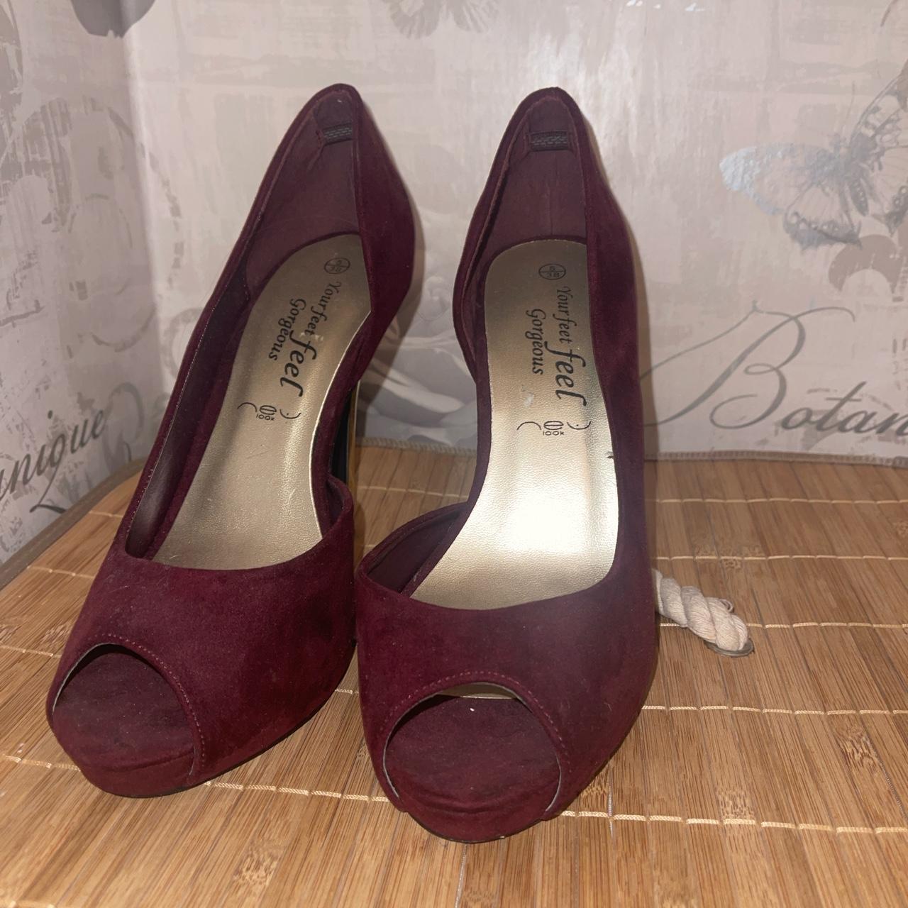 New look Burgundy peep toe platform heel with gold... - Depop