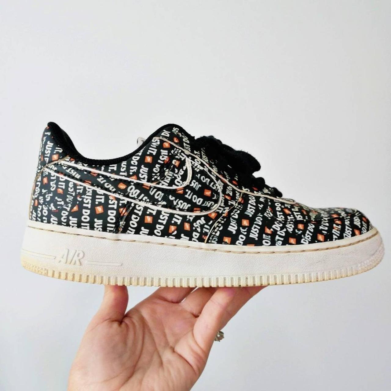 black just do it air force 1