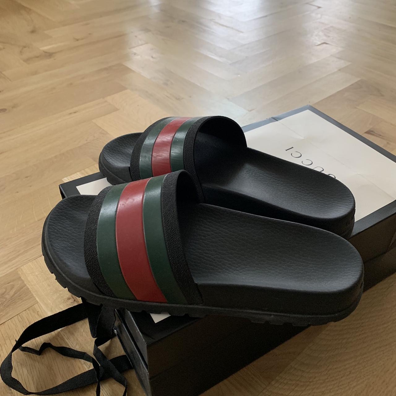 GUCCI slides with tiger graphic 2017 collection - Depop