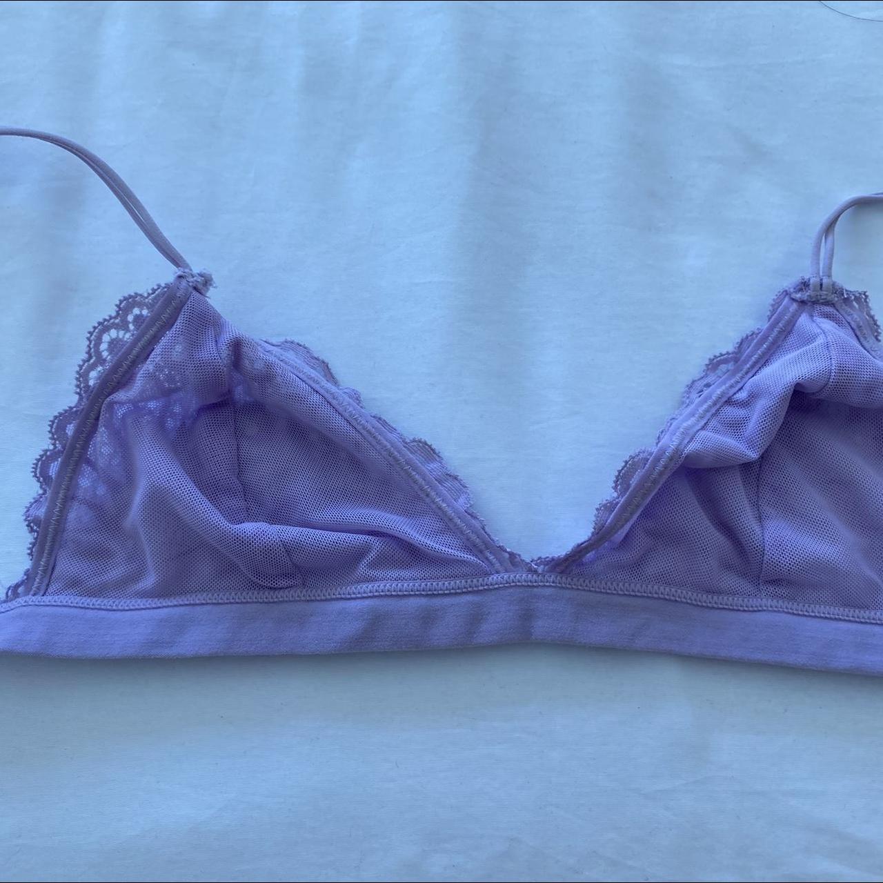 Lilac lace bra let from urban outfitters Really... - Depop