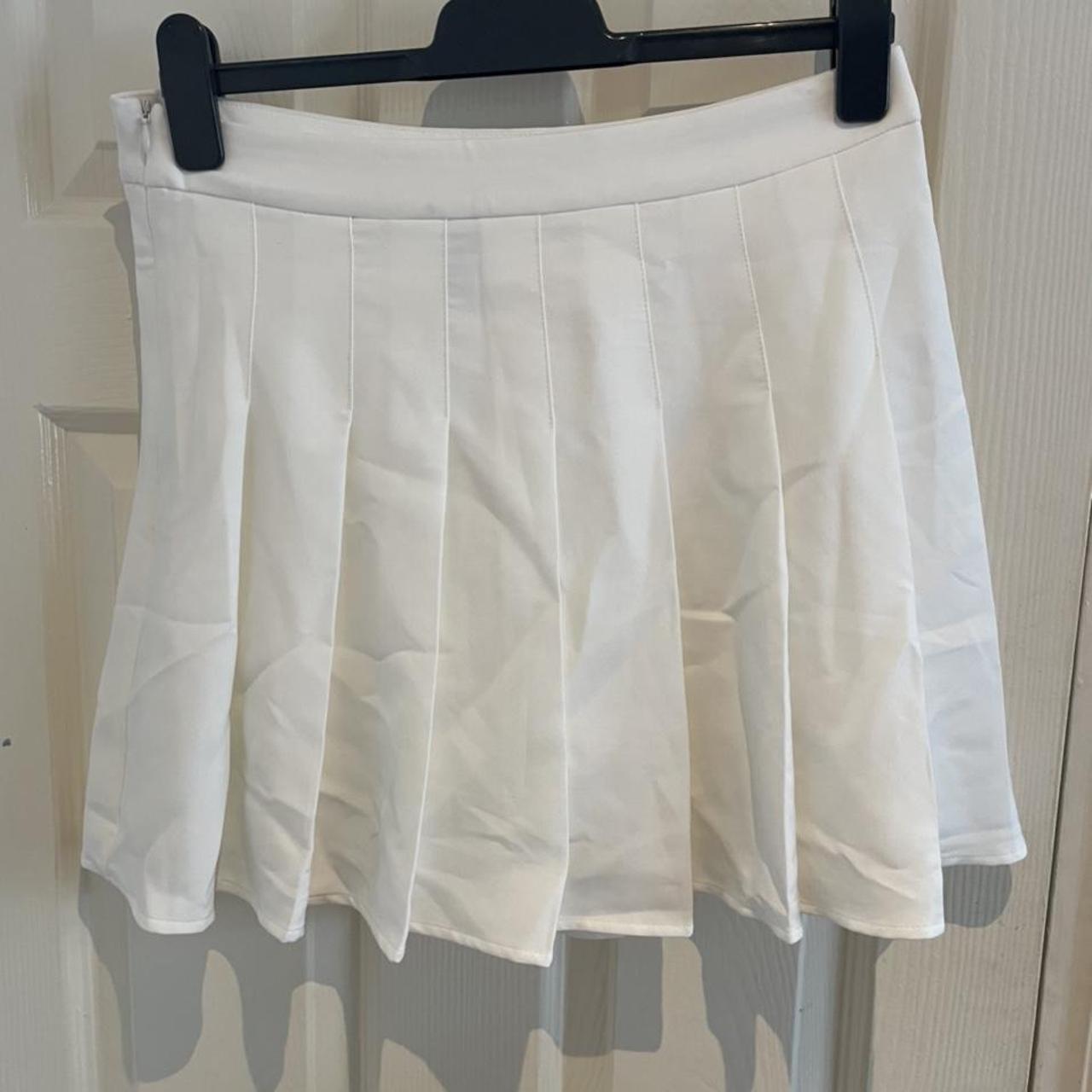 SHEIN Women's White Skirt | Depop